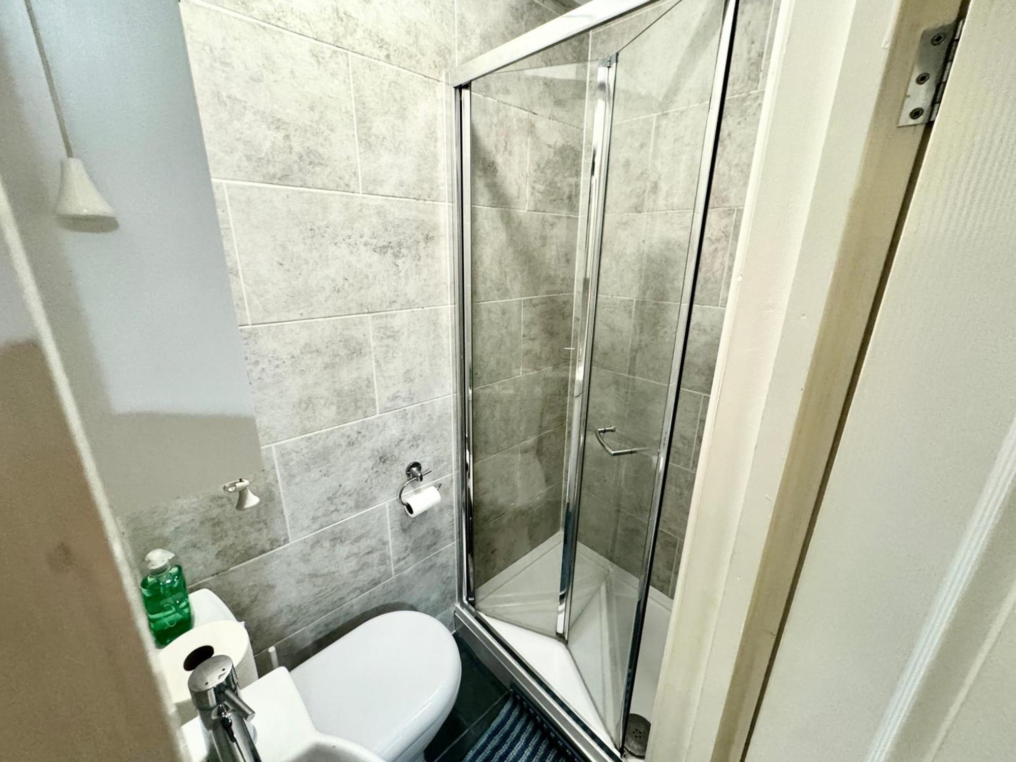 Modern En-Suite Rooms By Finsbury Park Station 8 Mins To King'S Cross By Tube London Bagian luar foto